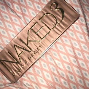 Naked 3 pallet